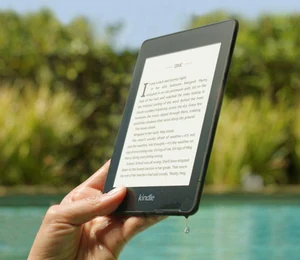 A deux semaines du Black Friday, la liseuse Kindle PaperWhite chute de prix